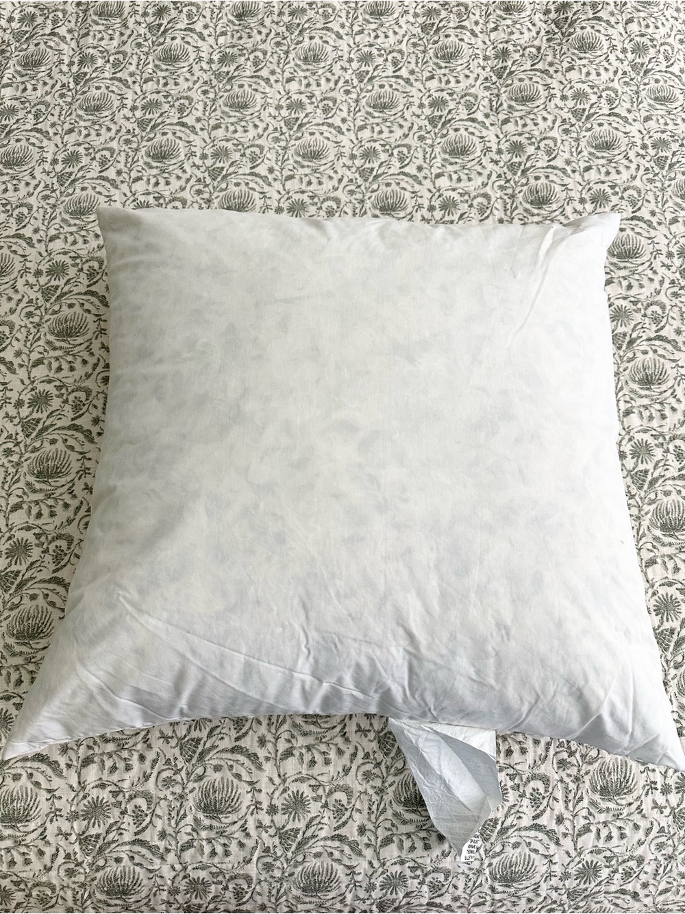 White Down Feather Throw Pillow Insert 22”